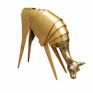 vicuna de metal y resina